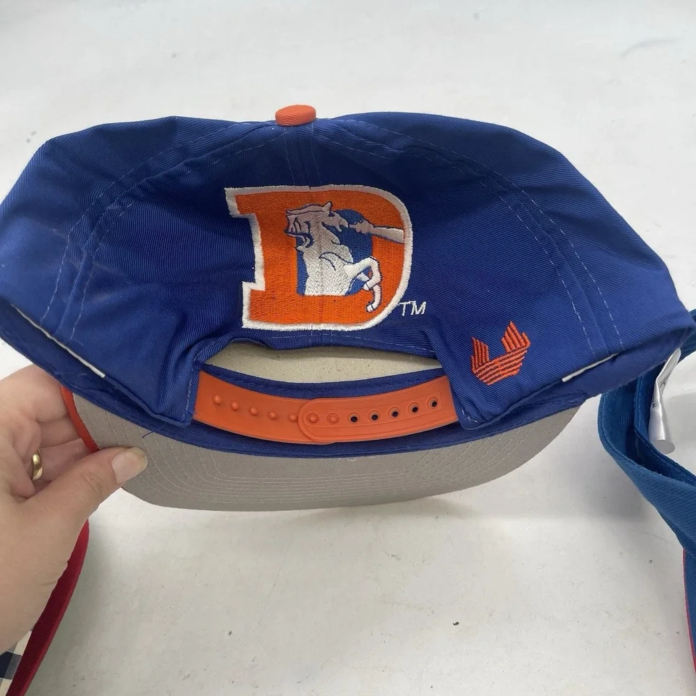 Vintage Denver Broncos Snapback Hat OSFA One Size Big Text Blockhead NFL New